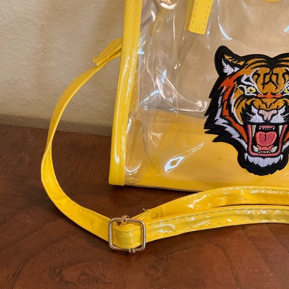 LSU TIGERS Clear Crossbody Bag Purse With Matching Coin Purse. - Picture 5 of 6